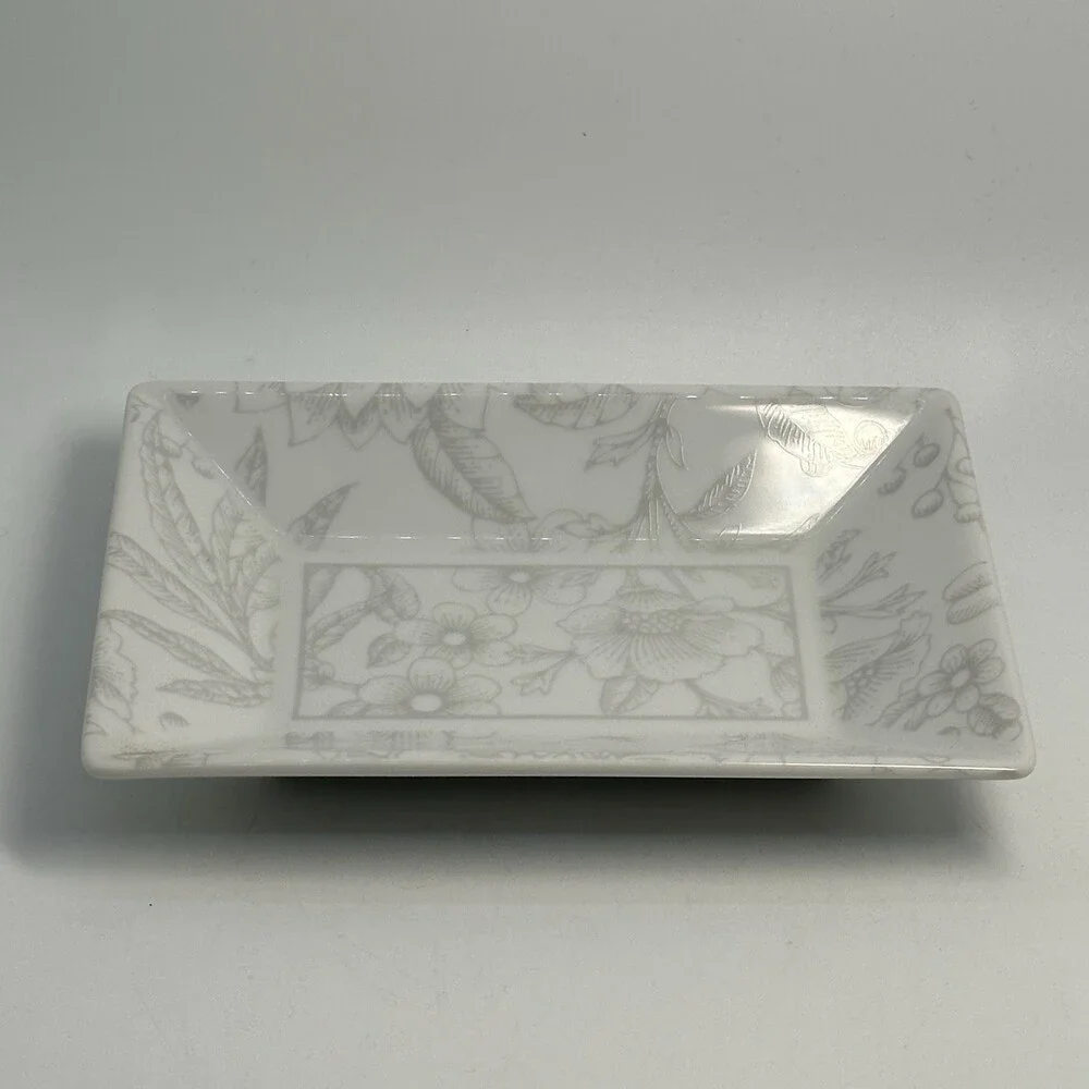 Rare Tiffany & Co Clinique Porcelain Trinket Jewelry Vanity Tray Plate Soap Dish